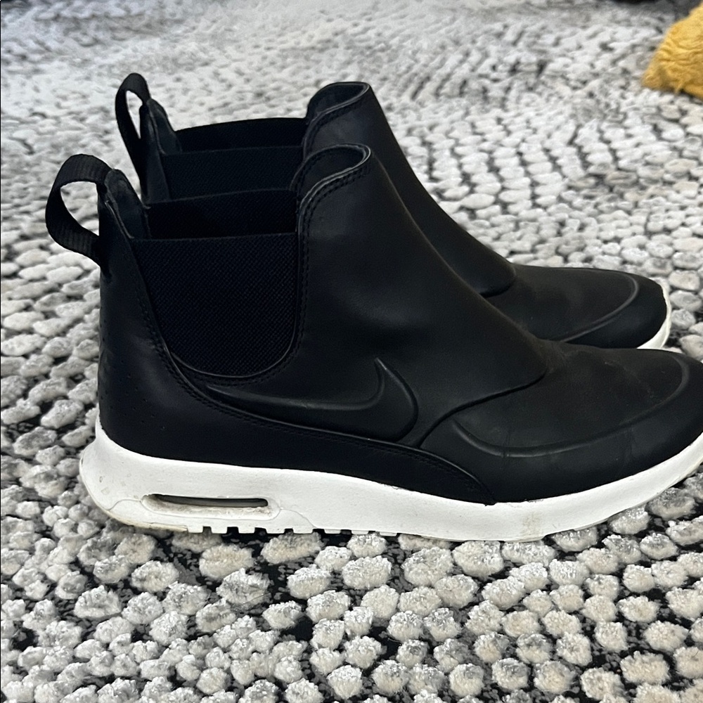 NIKE Black Slip-On Sneakers with White Soles